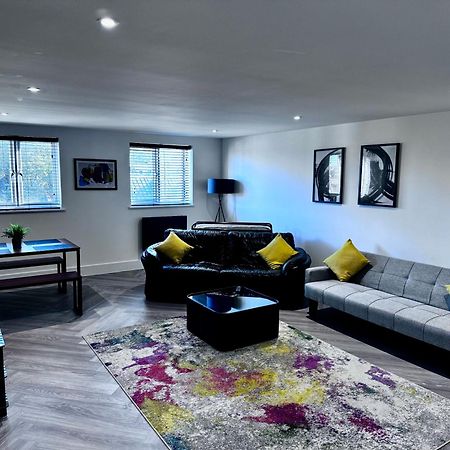 New 2 Bed Apartment In Royston High St Exteriér fotografie