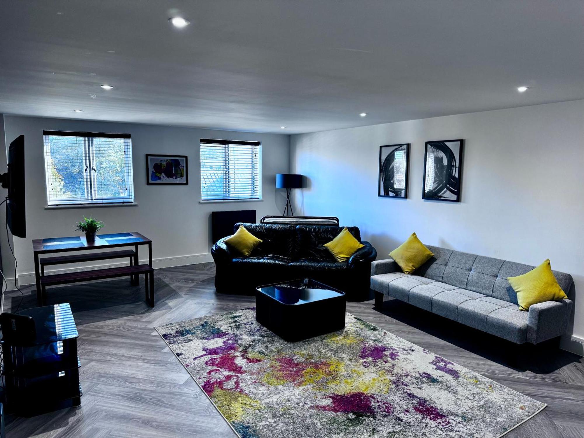 New 2 Bed Apartment In Royston High St Exteriér fotografie