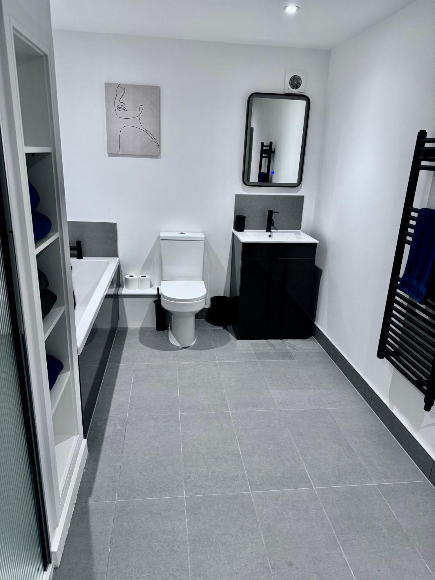 New 2 Bed Apartment In Royston High St Exteriér fotografie